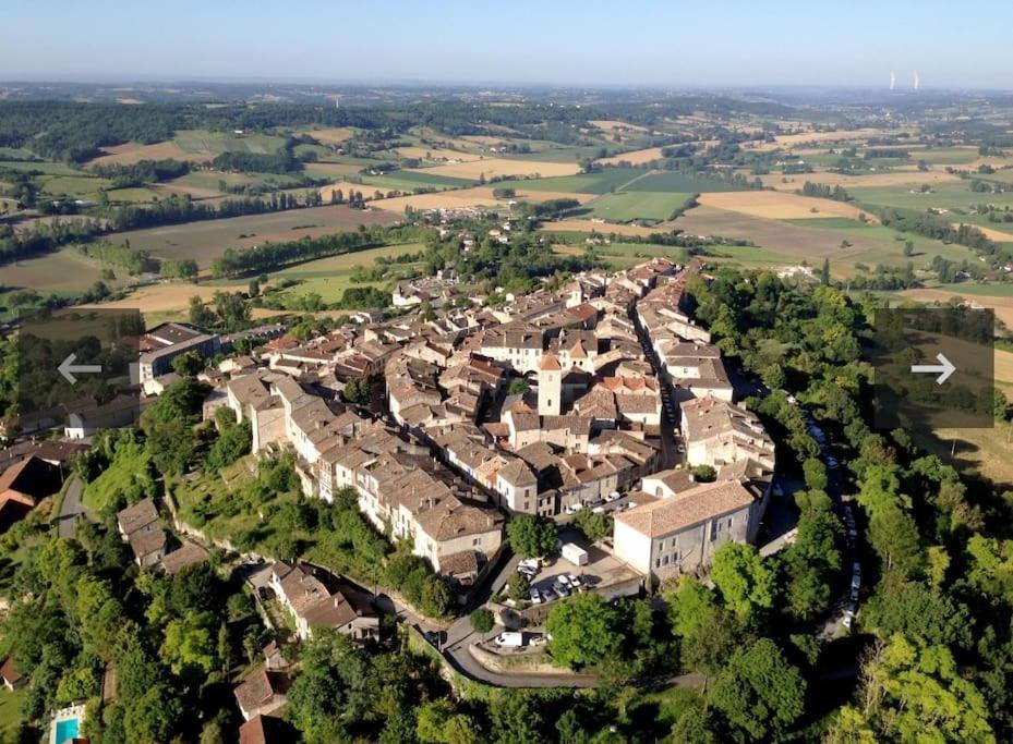 Apartamento Charmant Studio Avec Jardin A La Campagne Sur Le Chemin De Saint Jacques De Compostelle Lauzerte Exterior foto